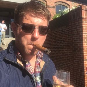 Meet your Posher, Robert